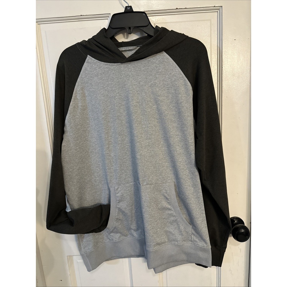 Vuori Hoodie Mens Large Gray Black Sleeve Coronado Raglan Stretch Performance Lg